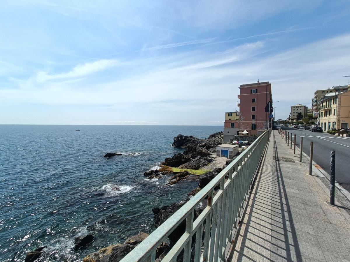Incantevole Appartamento Genova Quinto Vicino Alla Spiaggia Eksteriør billede